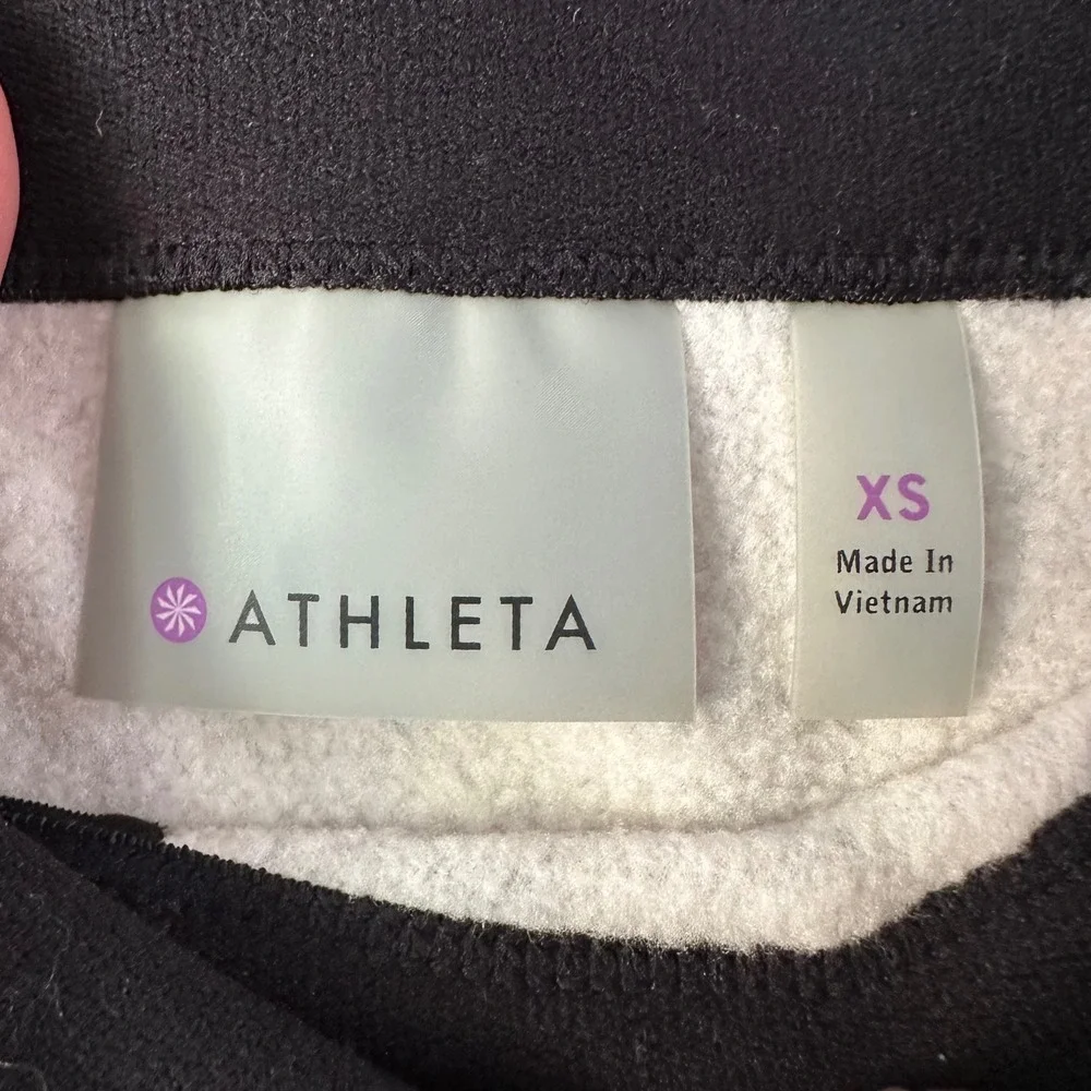 Athleta Black + Grey Diamond Checkered Fleece Lined Mini Skirt‎ XS